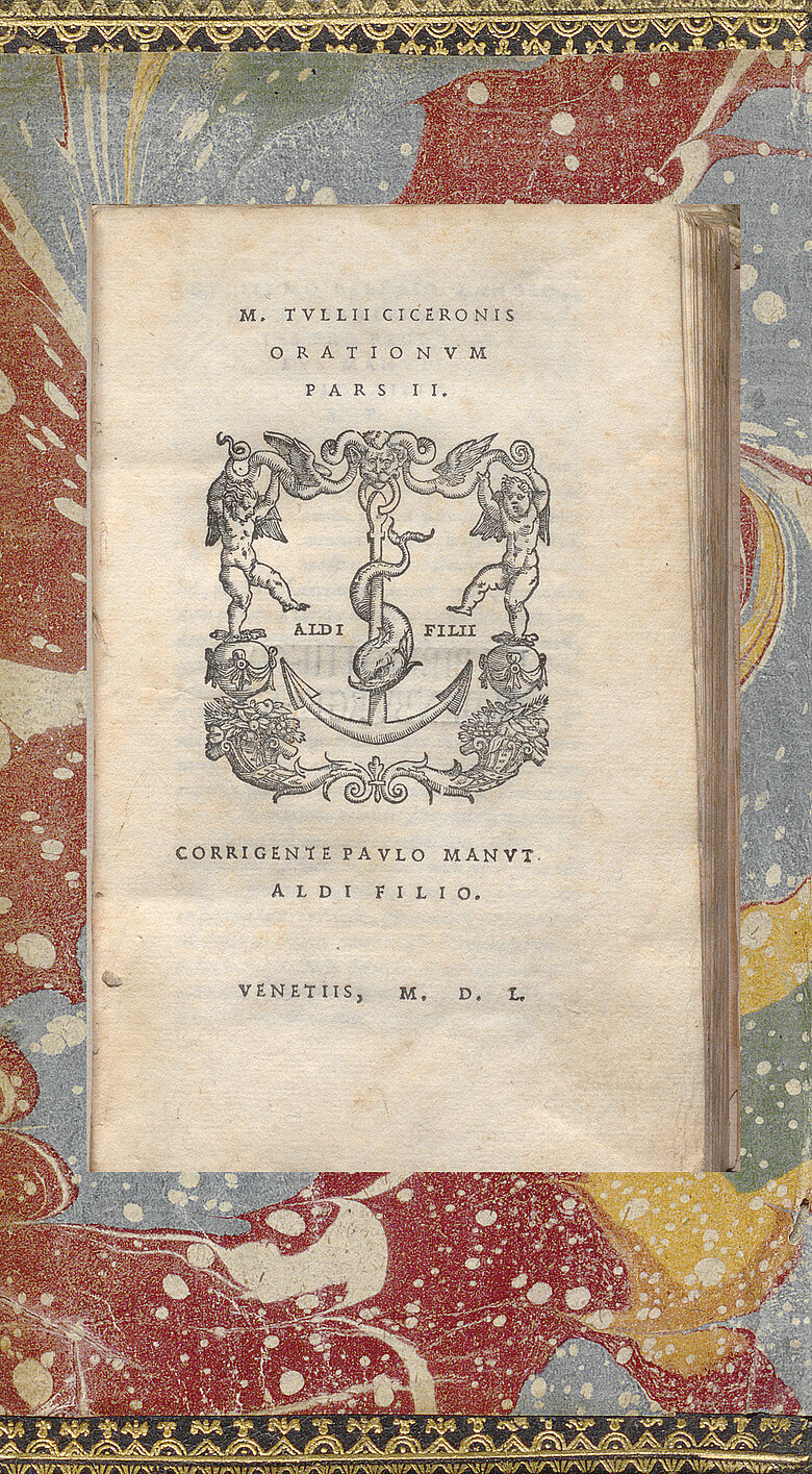 Druckermarke von Aldus Manutius in einem Buch der Sammlung Brandes