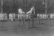 Foto von Leibesübungen zu Beginn des 19. Jahrhunderts